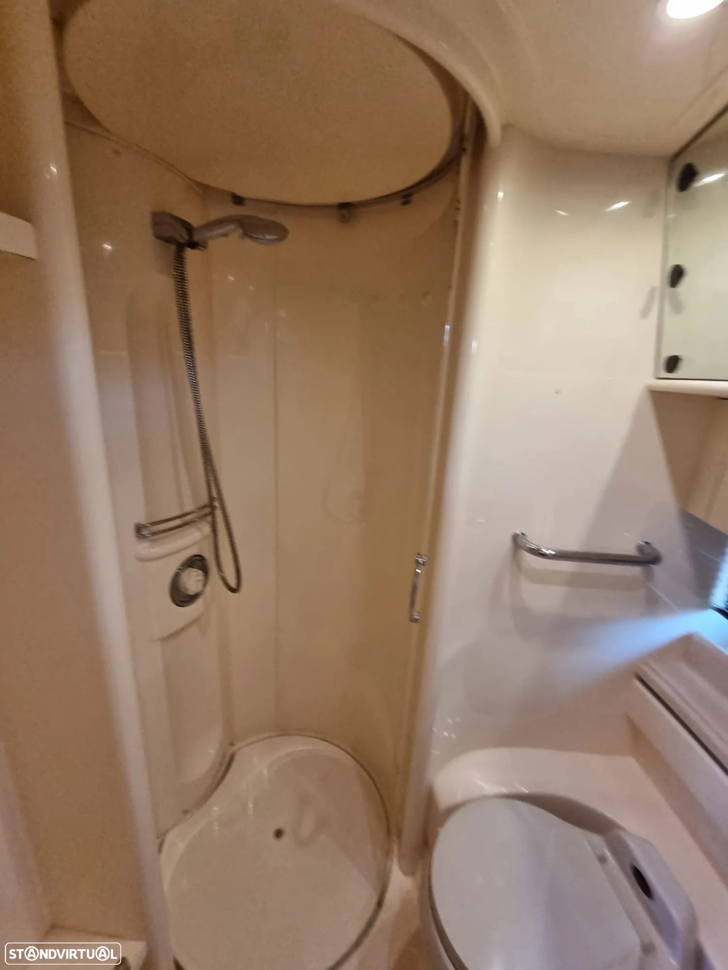 Azimut 46 flybridge - 19