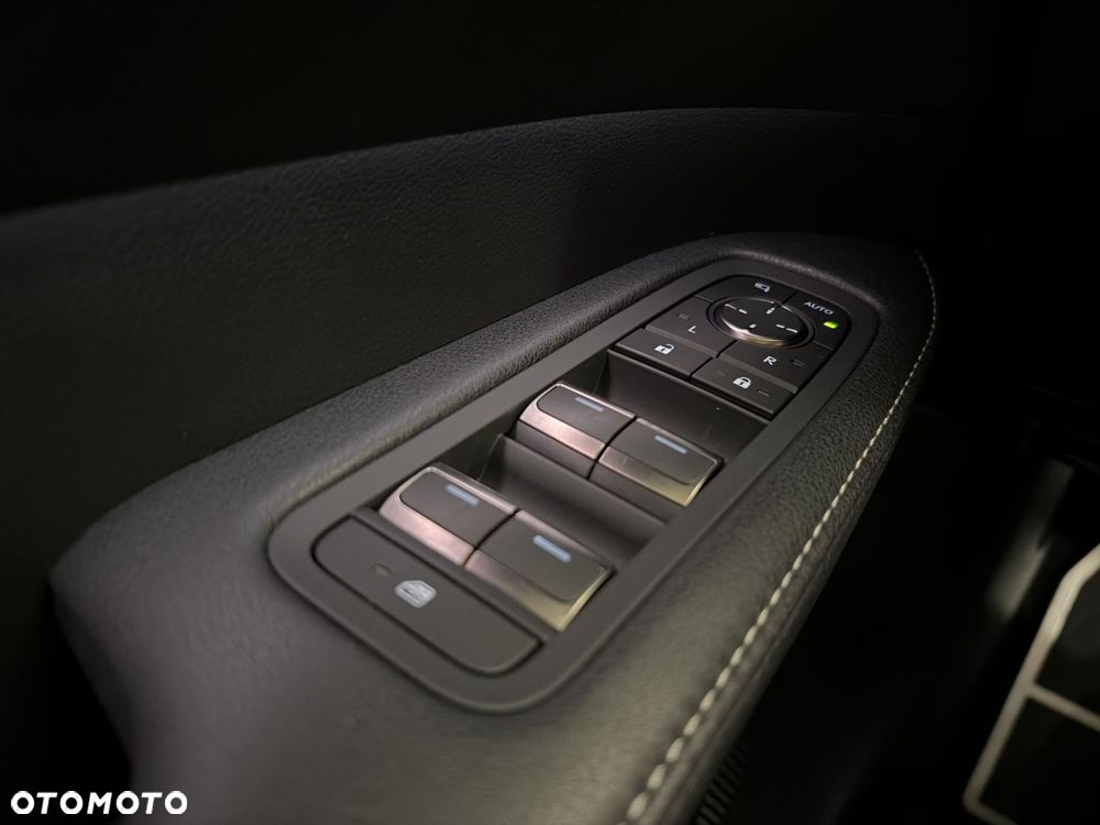 Lexus RX - 18