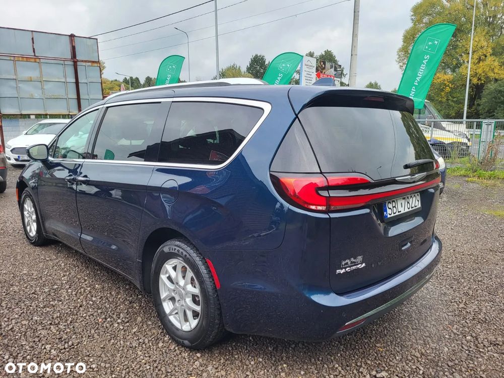 Chrysler Pacifica - 9