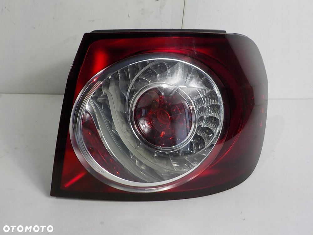 VOLKSWAGEN GOLF V PLUS LIFT LAMPA PRAWA TYŁ TYLNA - 1