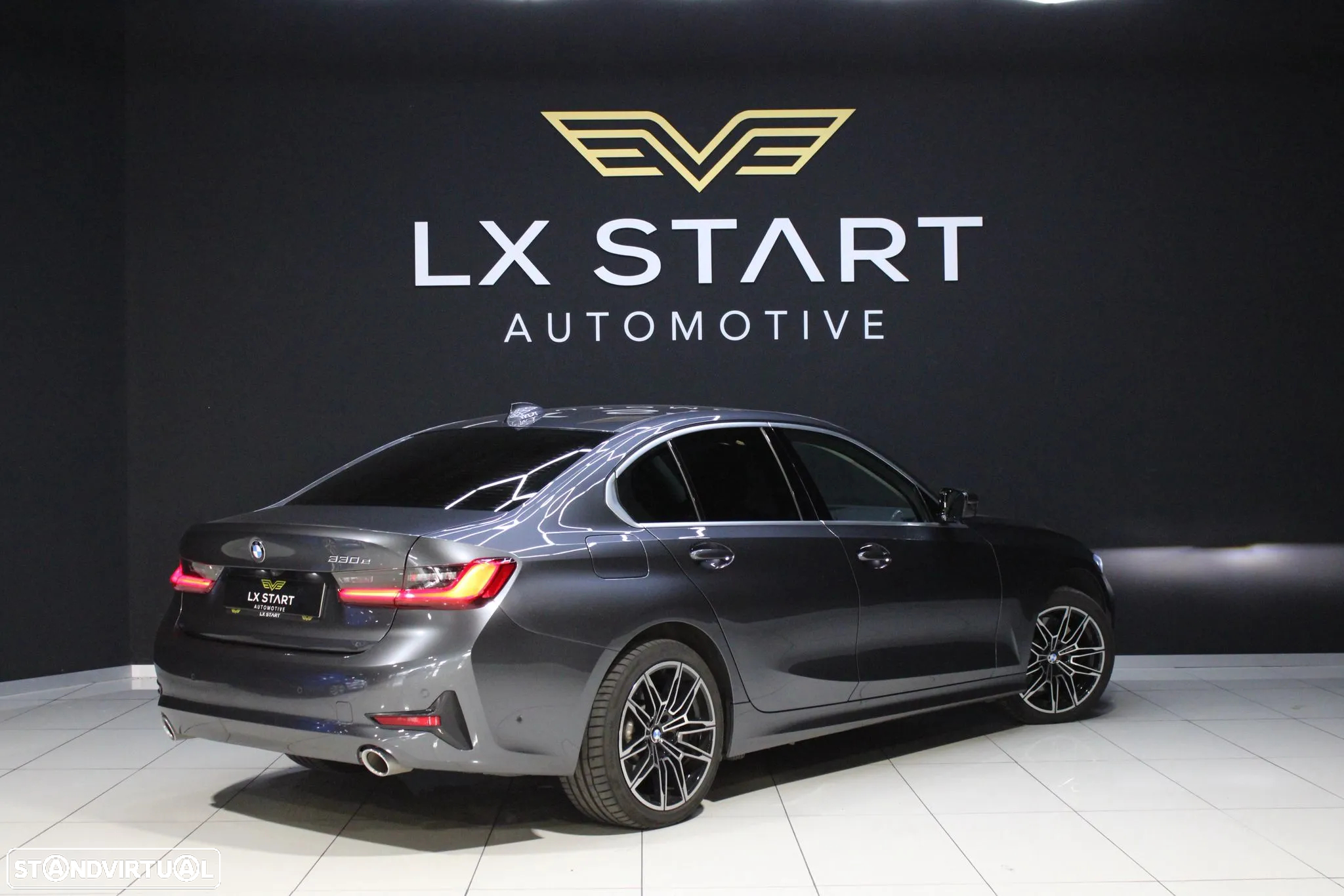 BMW 330 e Line Luxury Auto - 12