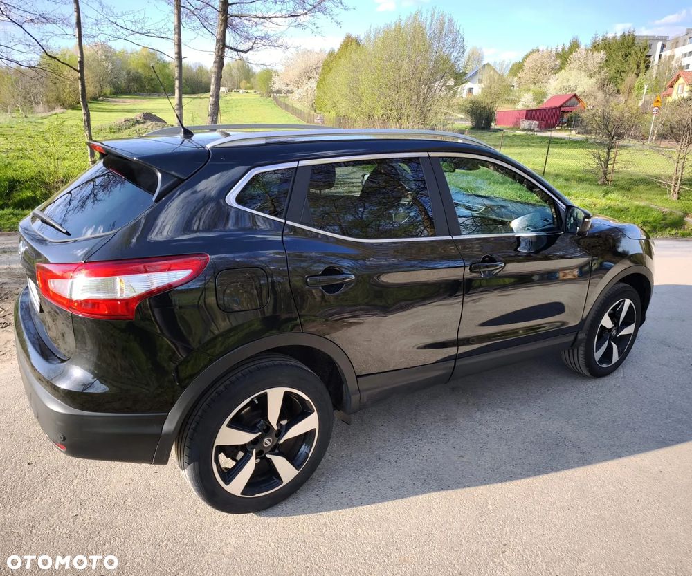 Nissan Qashqai 1.6 DCi N-Connecta EU6 - 1