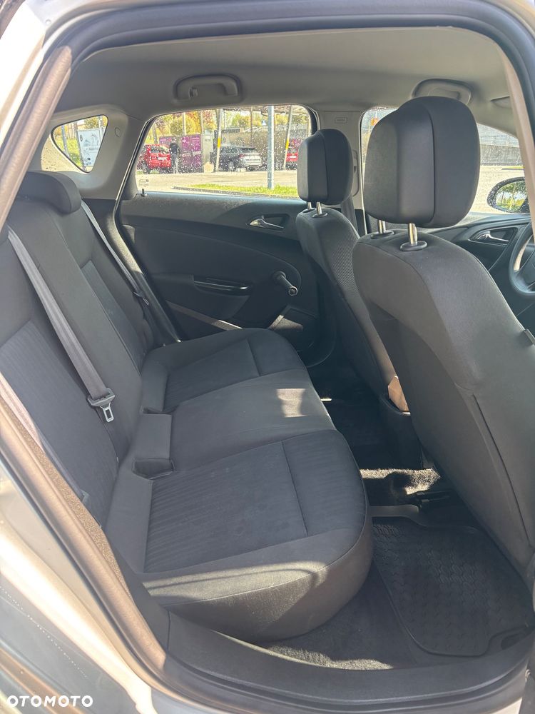 Opel Astra 1.4 T Active - 19