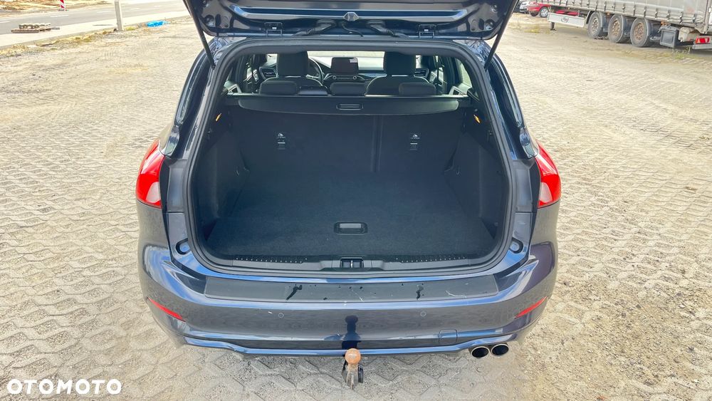 Ford Focus 2.0 EcoBlue STart-Stopp-System ST-LINE - 20