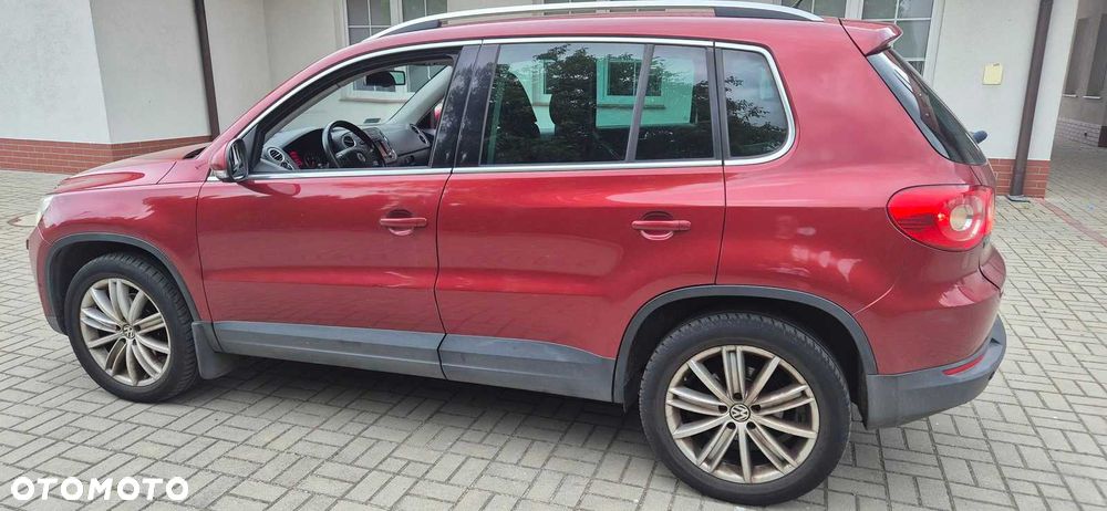 Volkswagen Tiguan - 4