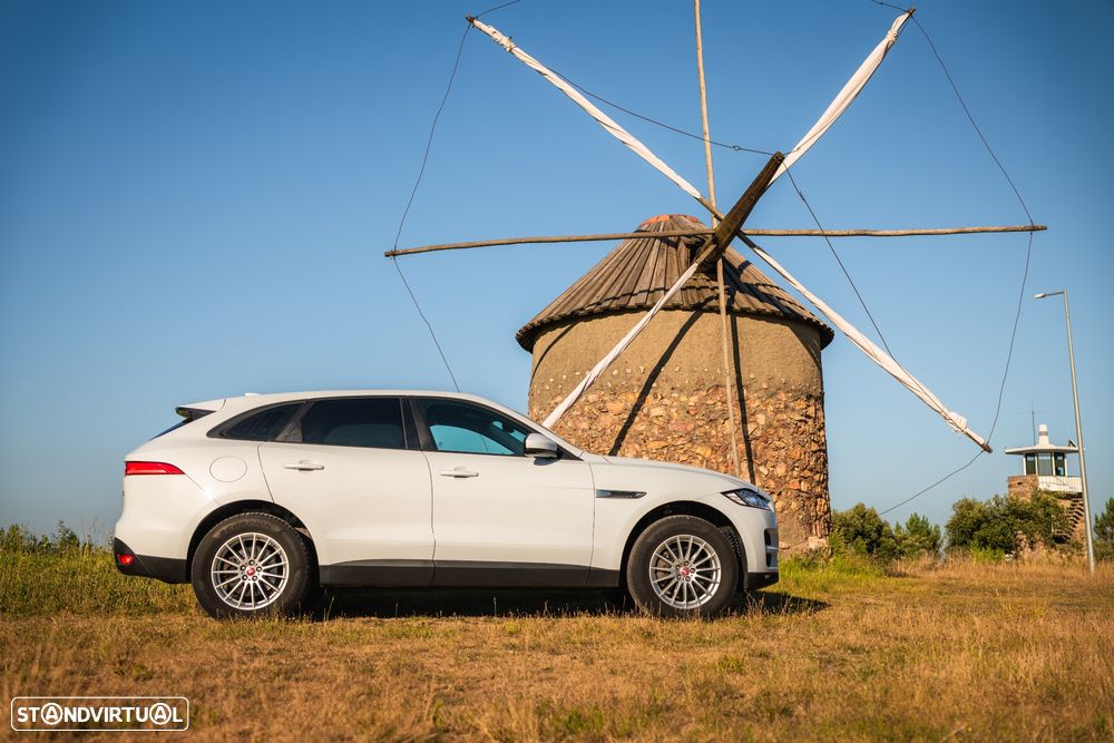 Jaguar F-Pace 2.0 i4D Pure - 55