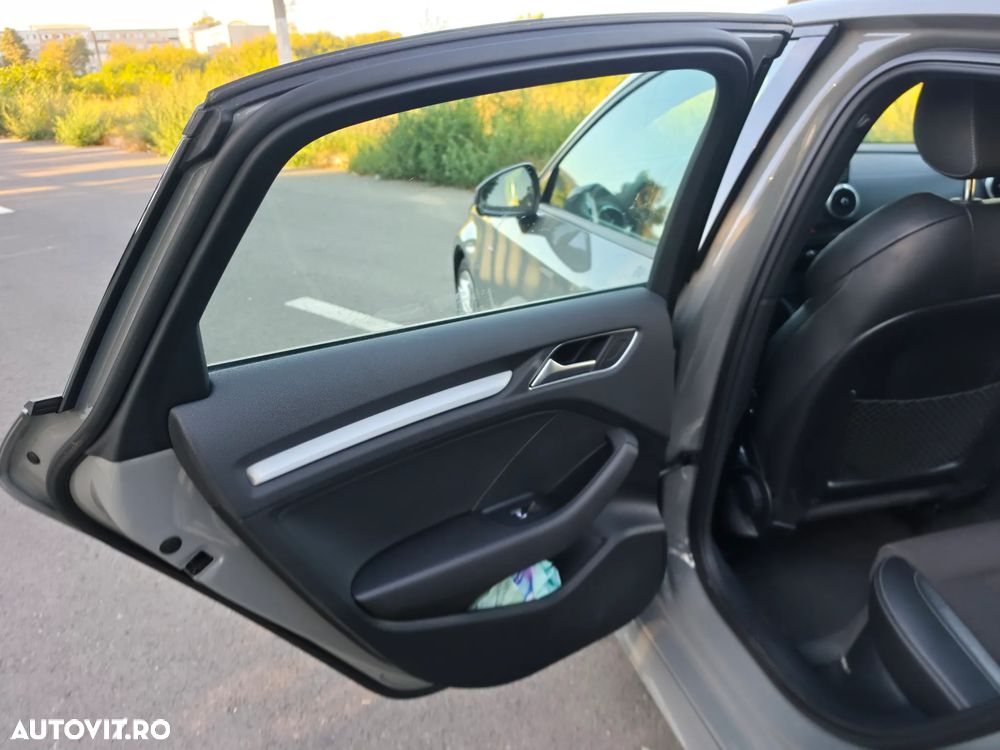 Audi A3 1.4 TFSI COD ultra S tronic Sport - 4