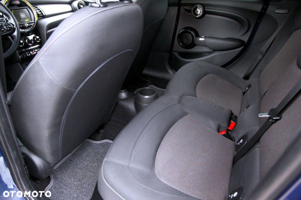 MINI Cooper D - 18