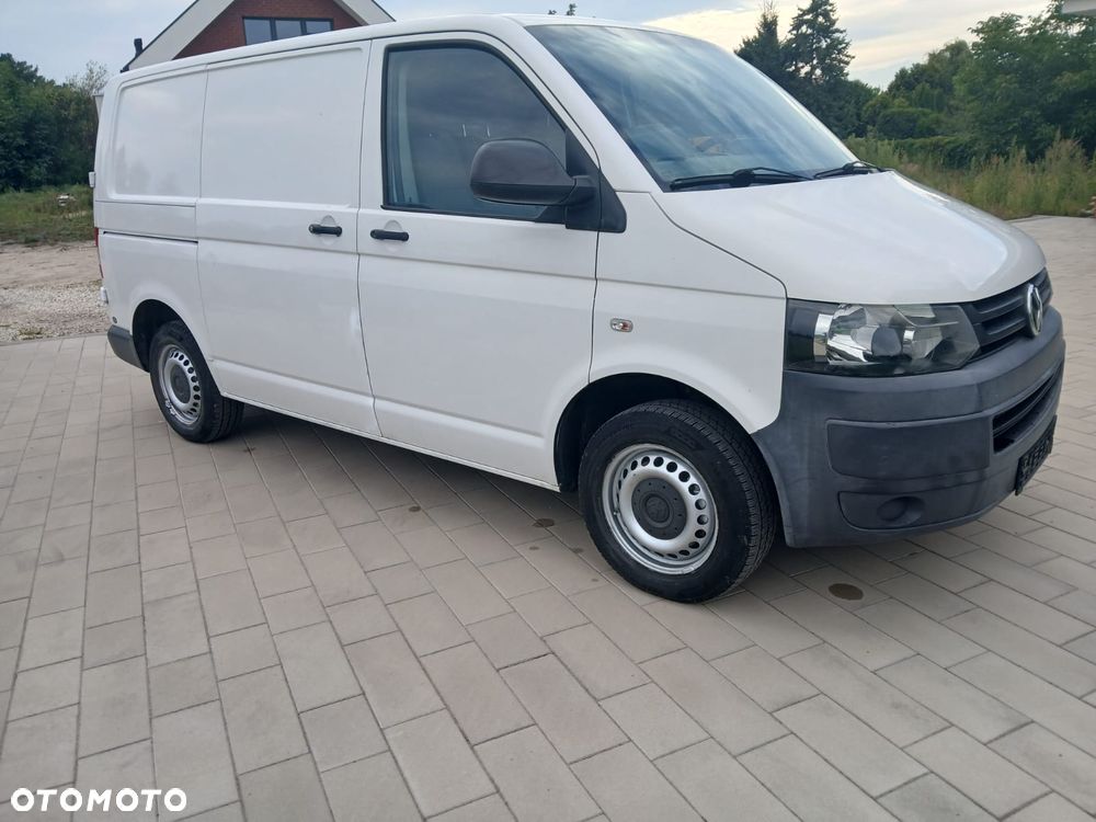Volkswagen Transporter - 1