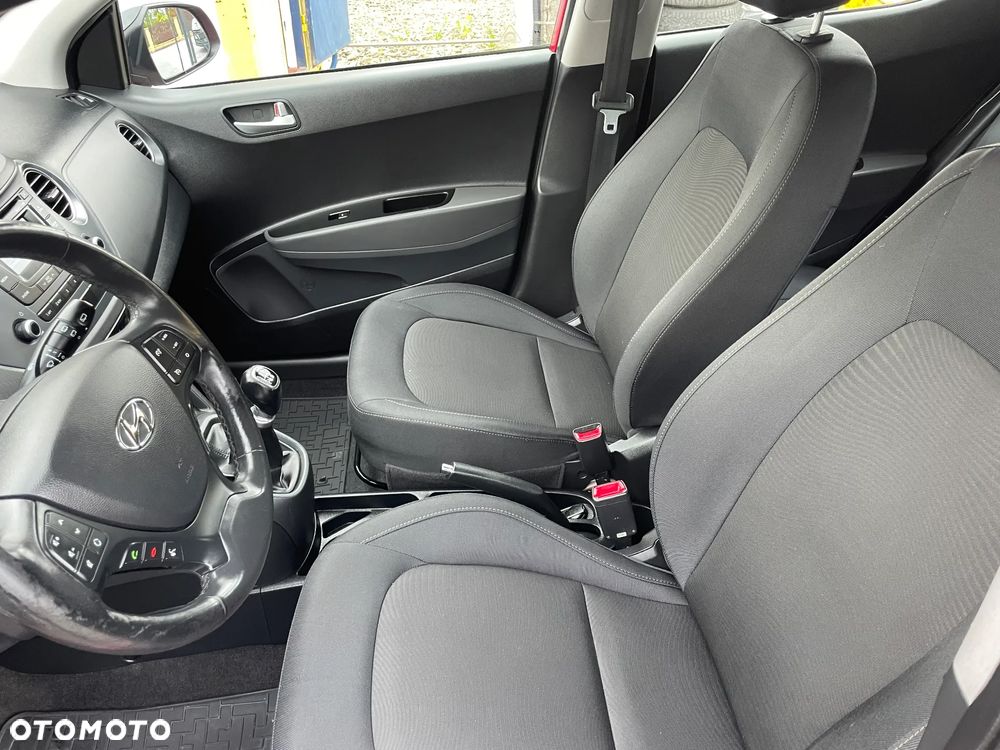 Hyundai i10 1.0 BlueDrive Black Line - 15