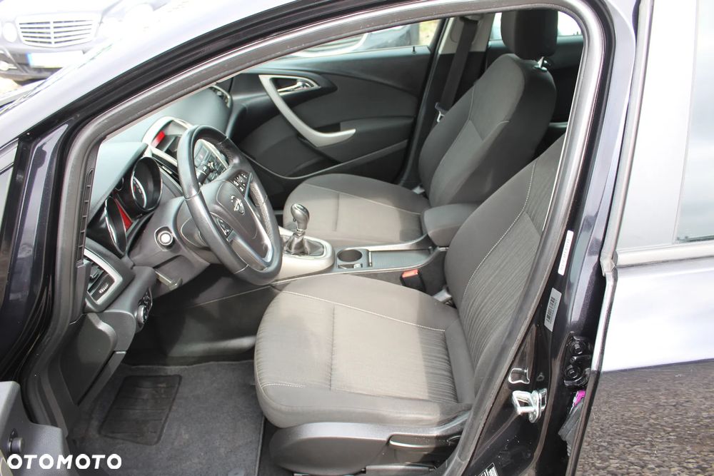 Opel Astra 1.6 Design Edition - 14