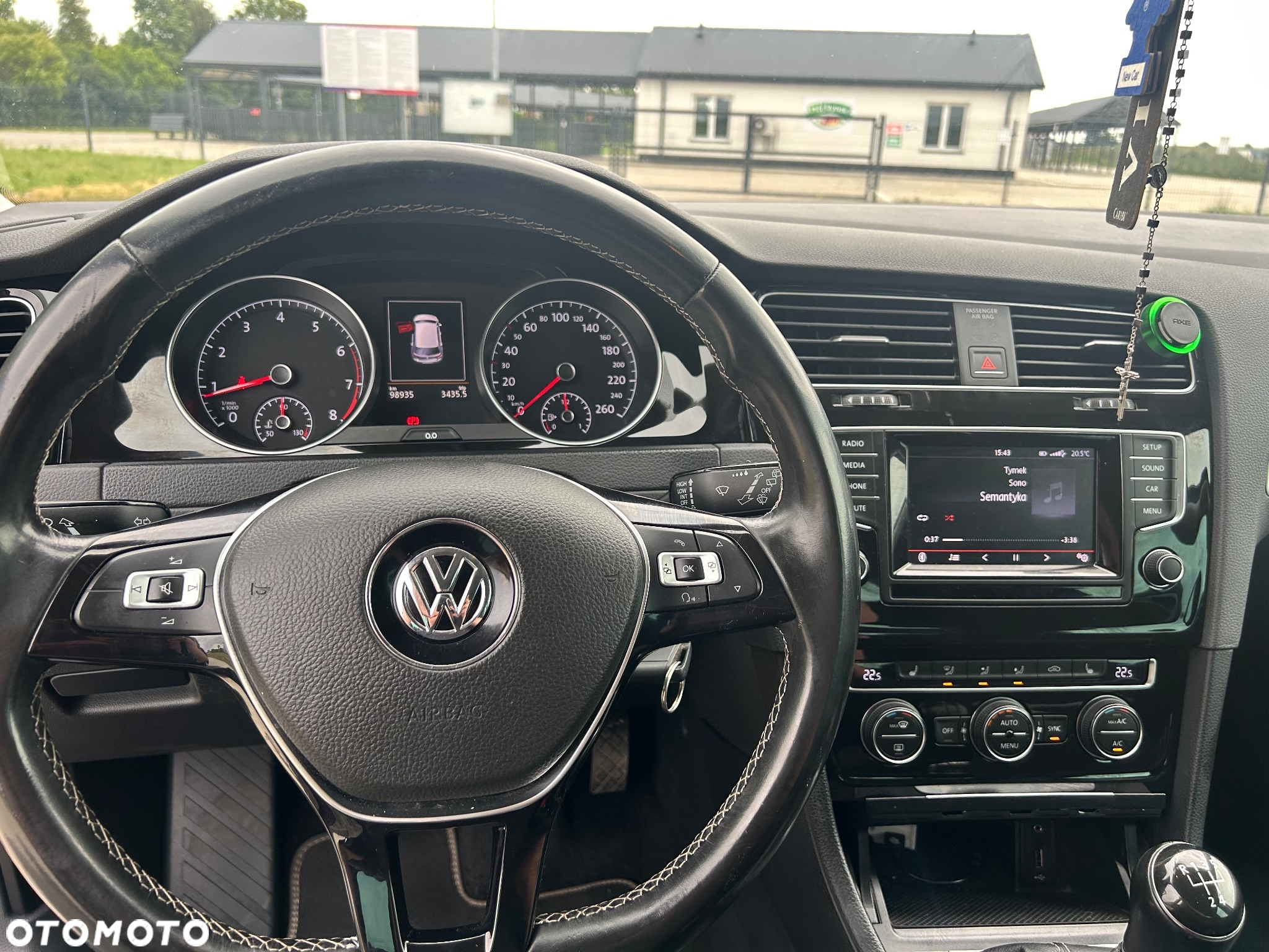 Volkswagen Golf - 21