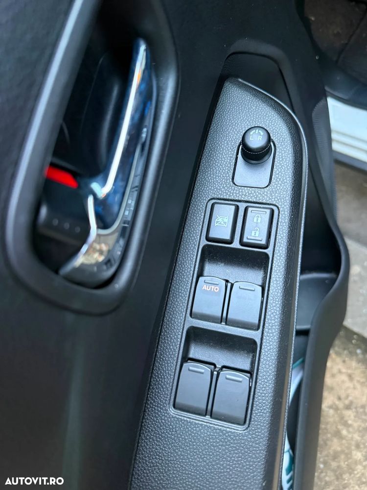 Suzuki Ignis 1.2 Dualjet 12V MHEV CVT Spirit - 23