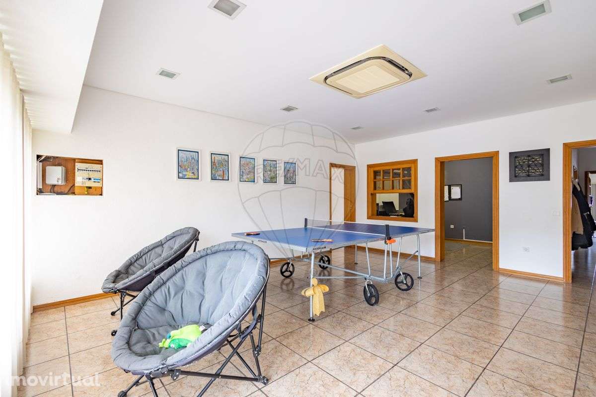 Moradia T8 para venda - Grande imagem: 3/37