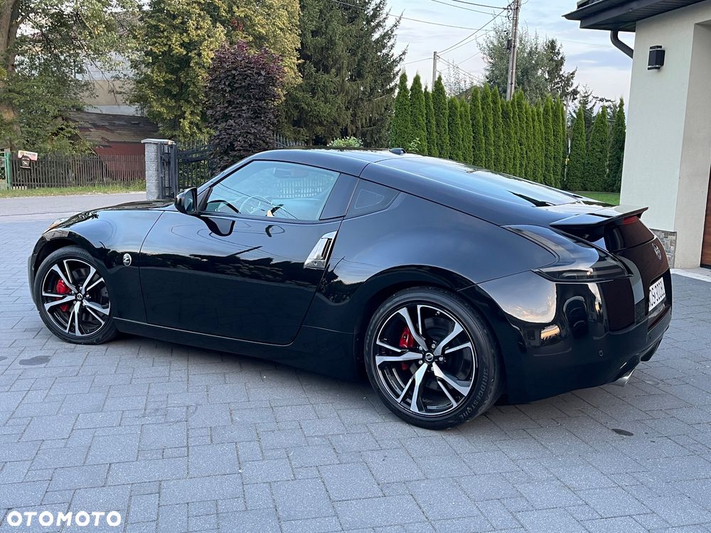 Nissan 370 Z - 24