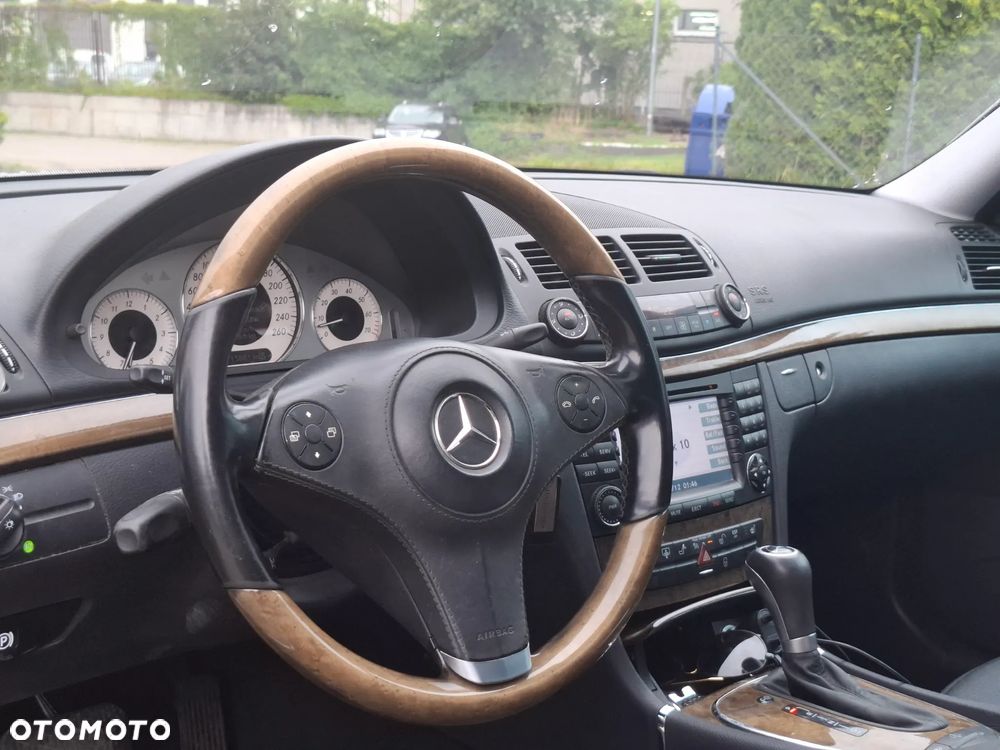 Mercedes-Benz Klasa E 500 7G-TRONIC Avantgarde - 8