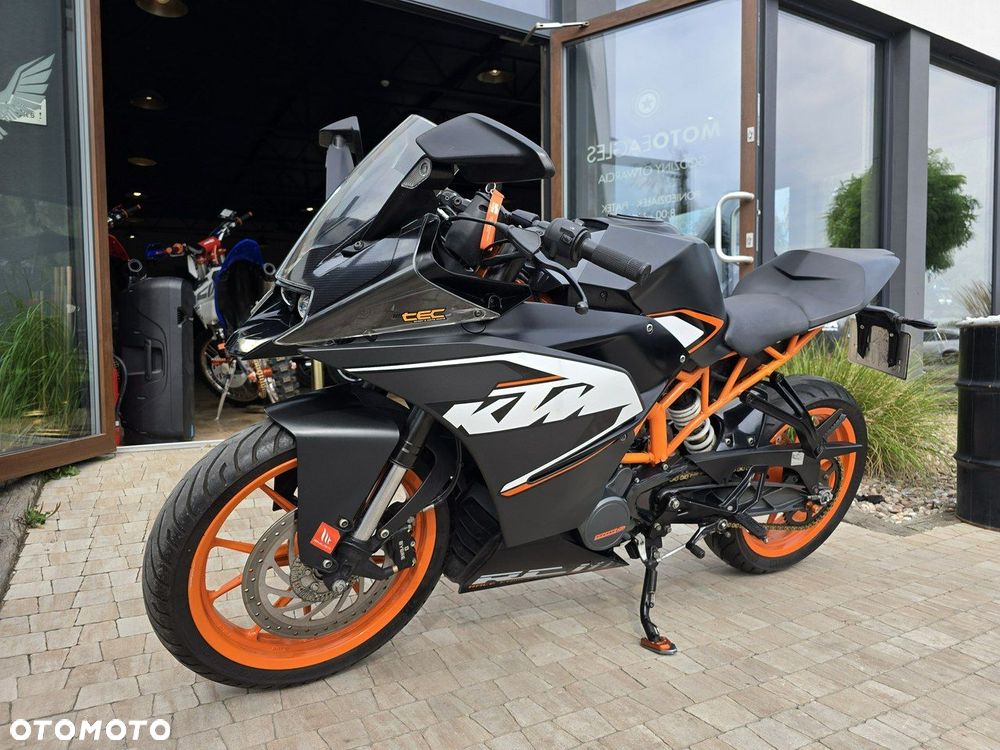 KTM RC 125 - 8