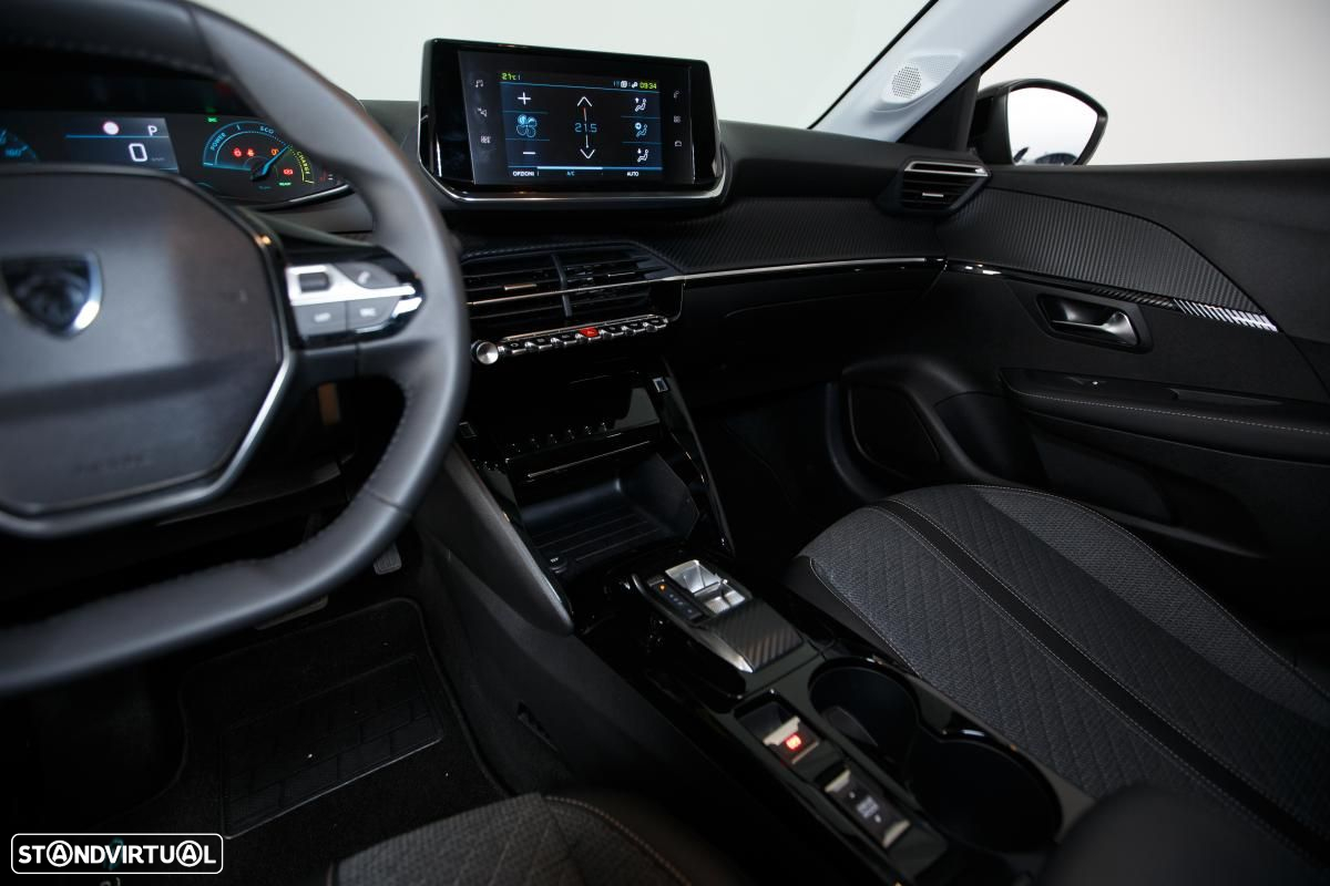 Peugeot e-208 Style - 20