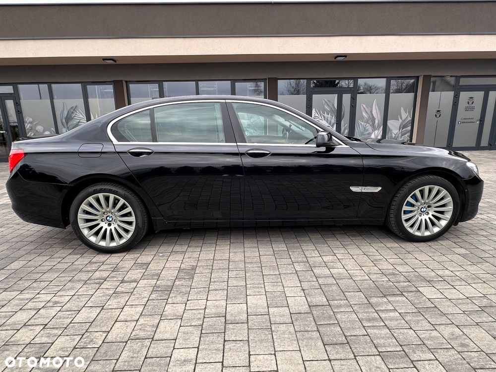 BMW Seria 7 730d - 8