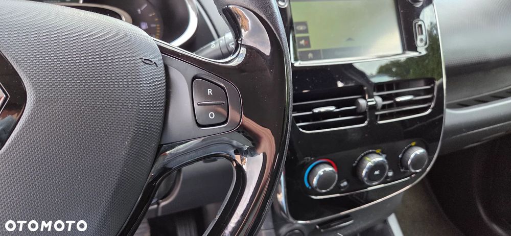 Renault Clio (Energy) TCe 90 Start & Stop INTENS - 20