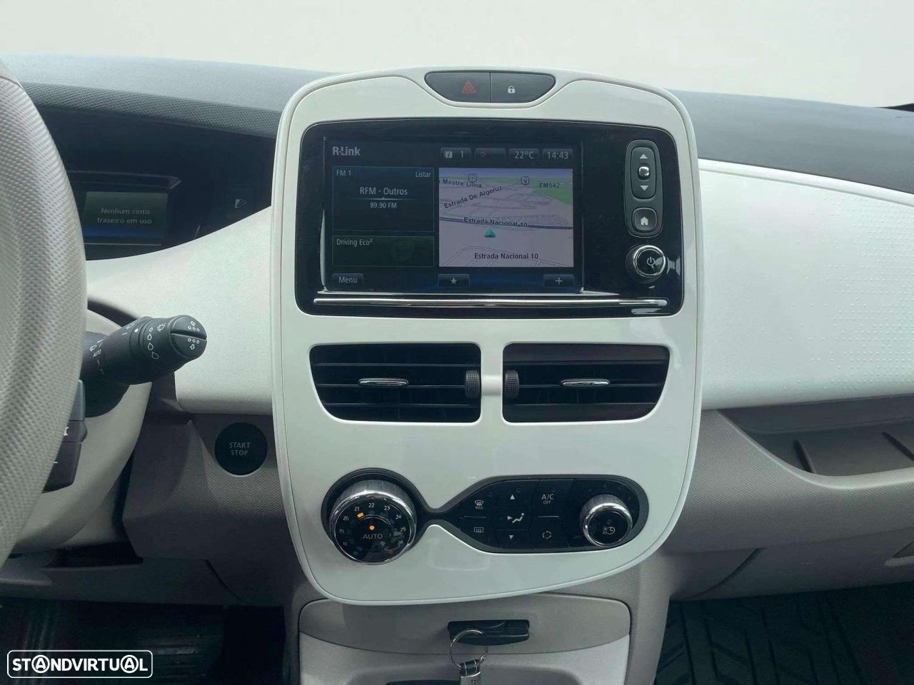 Renault Zoe - 12
