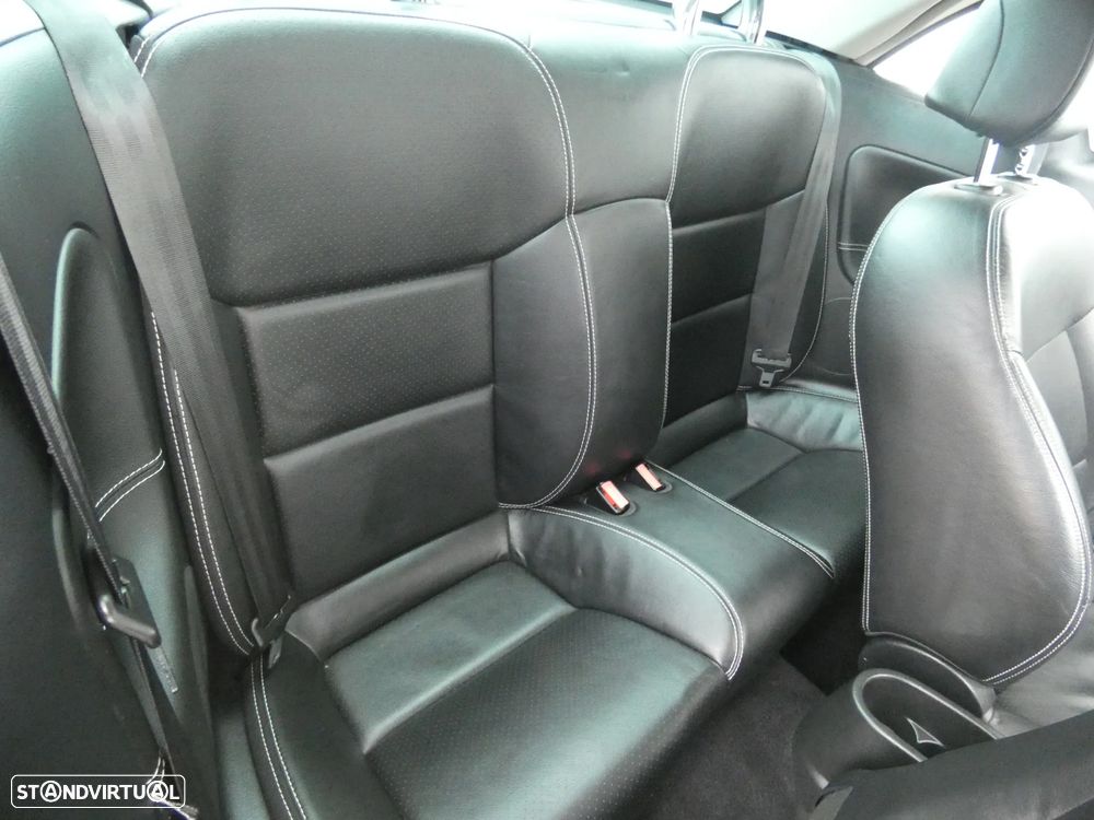 Peugeot 207 CC 1.6 HDi FAP Sport - 11