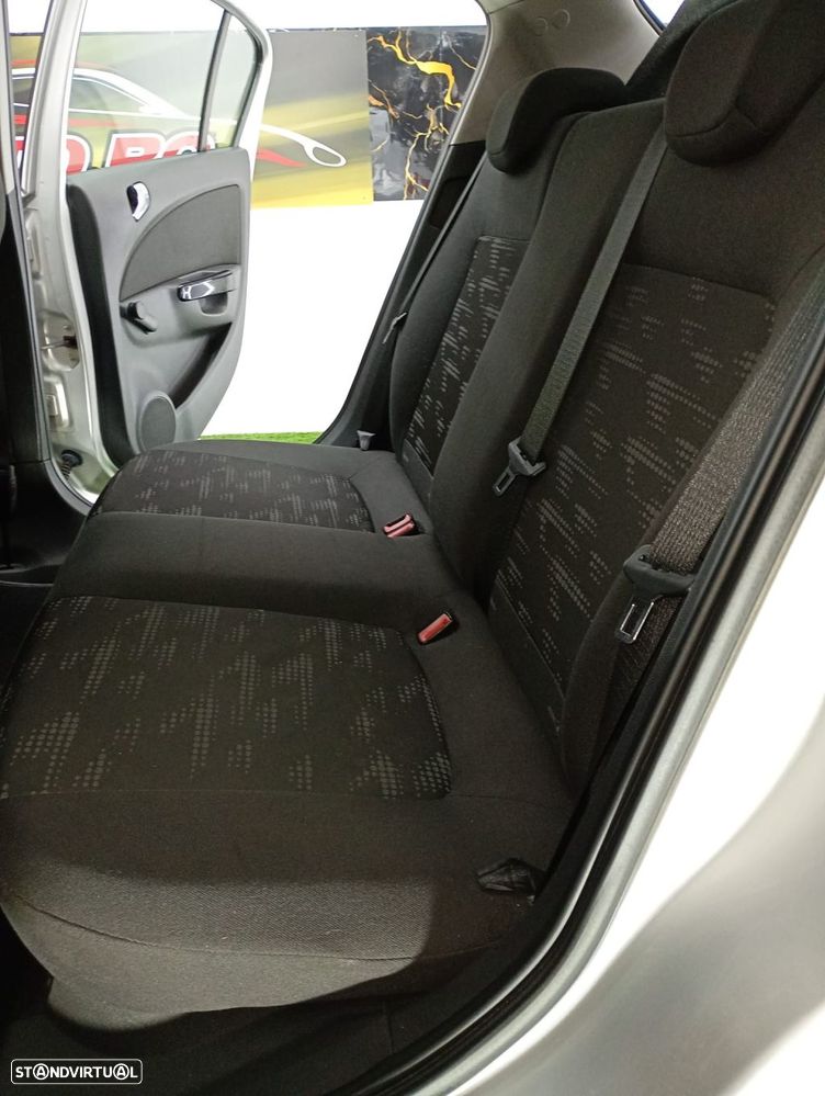 Opel Corsa 1.2 City FlexFuel - 23