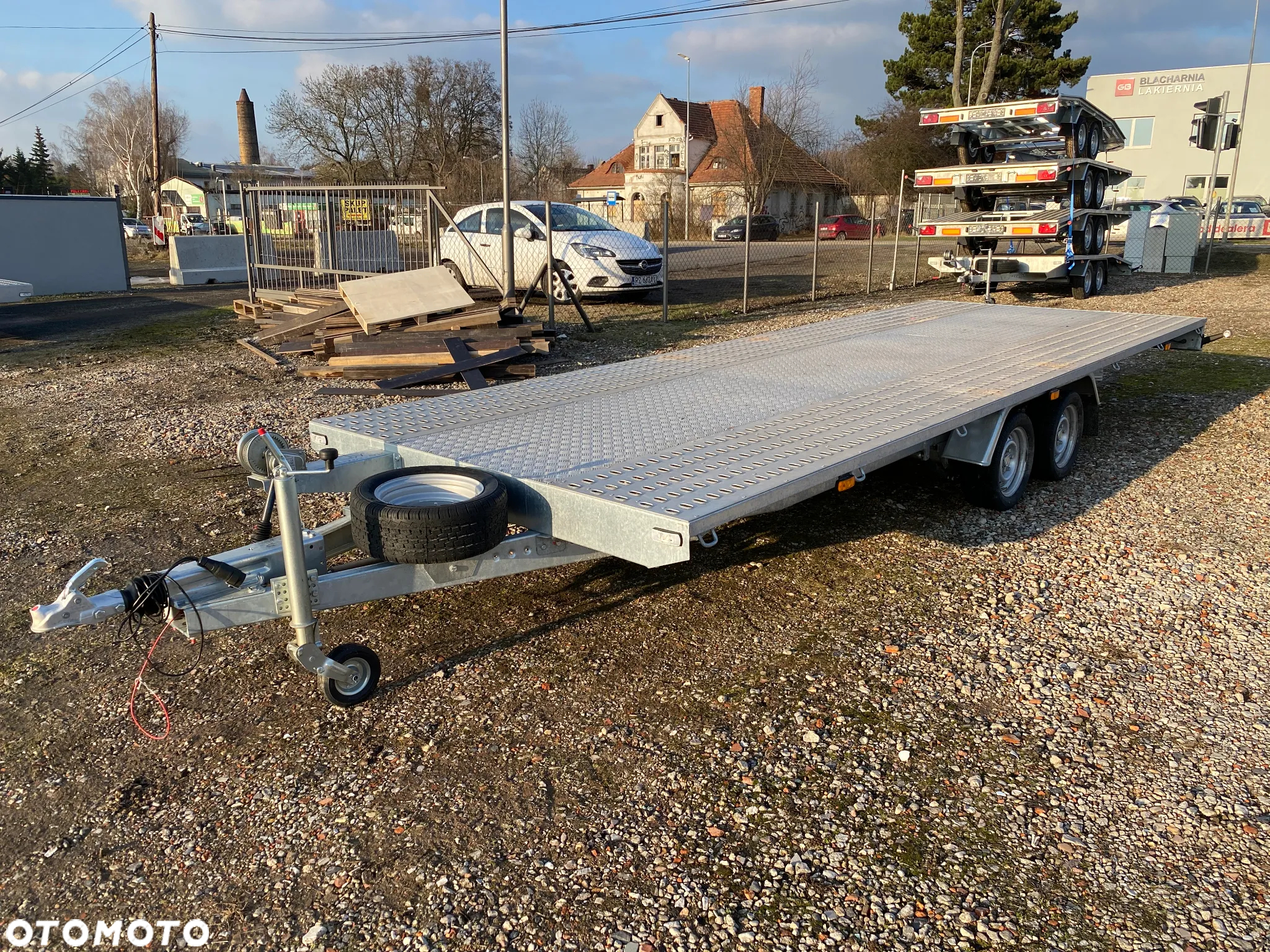 Niewiadów Mars 600X220 CM DMC 3500KG PŁASKA 2 OSIOWA DO PRZEWOZU SAMOCHODÓW I MASZYN MAŁE KOŁA 13 WZMACNIANE WYPEŁNIENIE BLACHA ALU Z KOŁEM ZAPASOWYM | RATY | LEASING | - 2