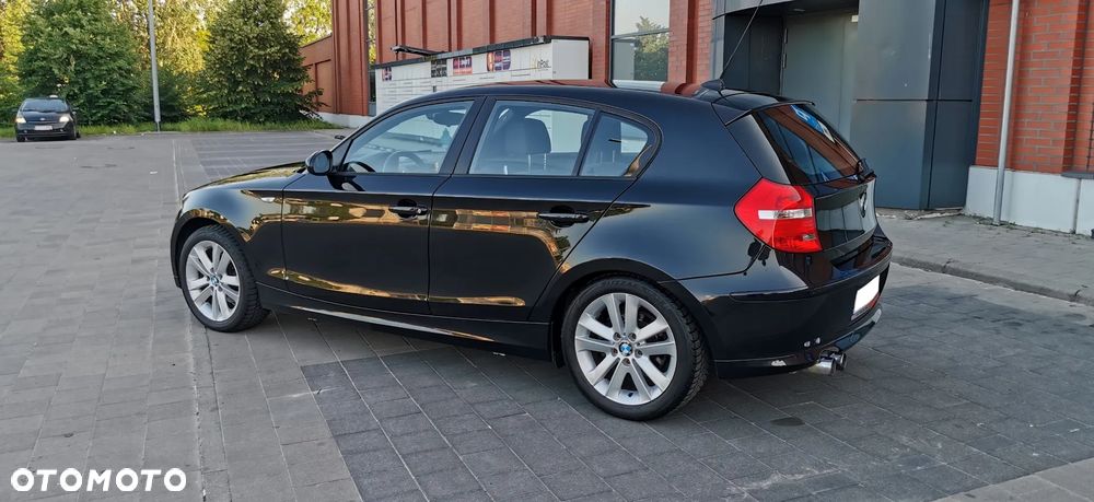 BMW Seria 1 120i Edition Sport - 38