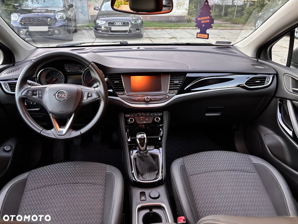 Opel Astra 1.4 T Elite - 17