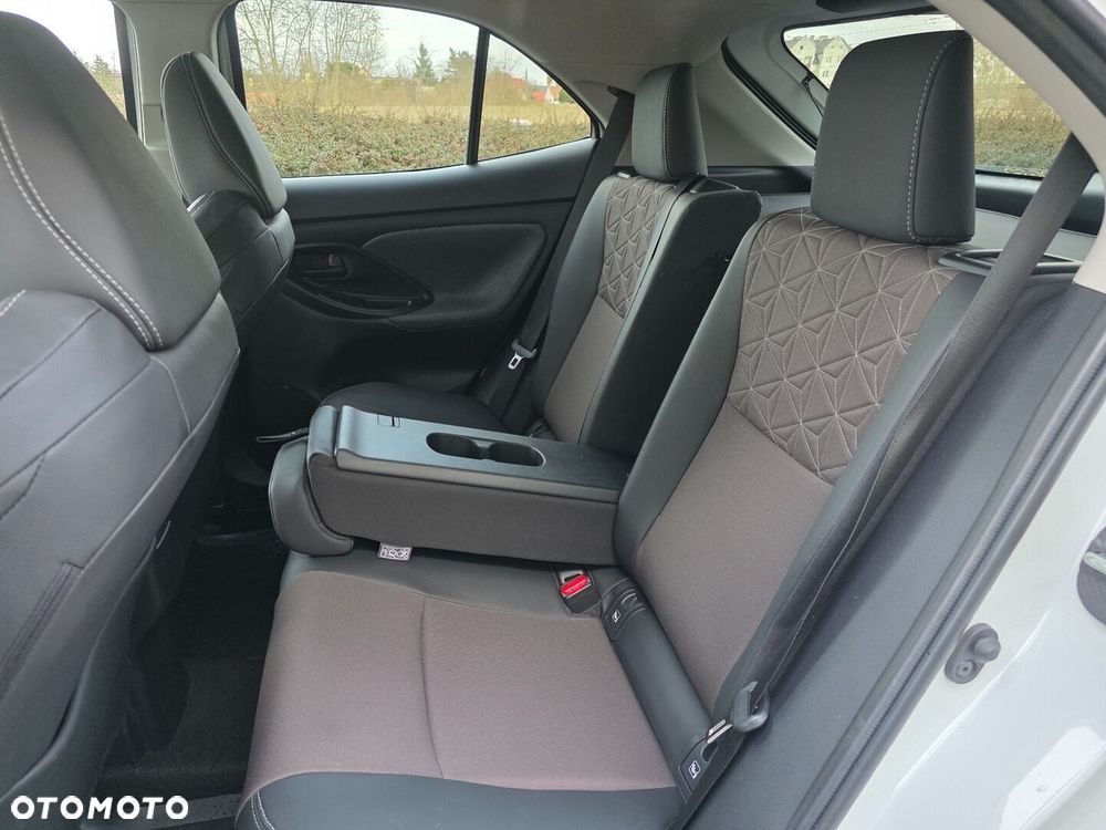 Toyota Yaris Cross - 19