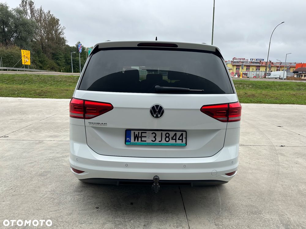 Volkswagen Touran 1.5 TSI EVO Comfortline DSG - 4