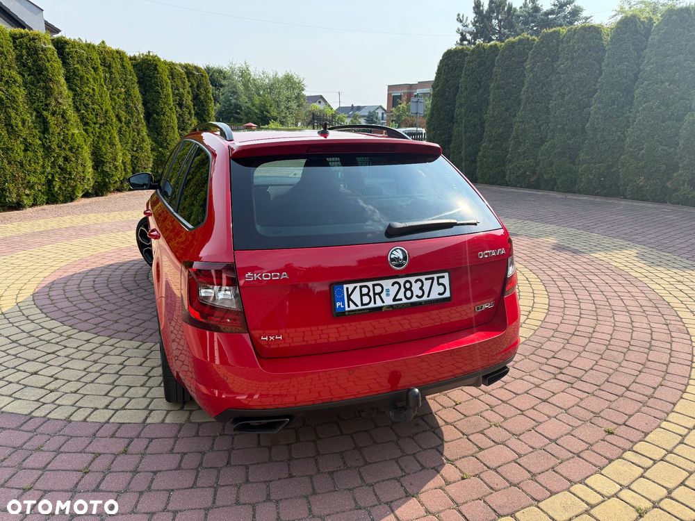 Skoda Octavia 2.0 TDI 4x4 DSG RS - 7
