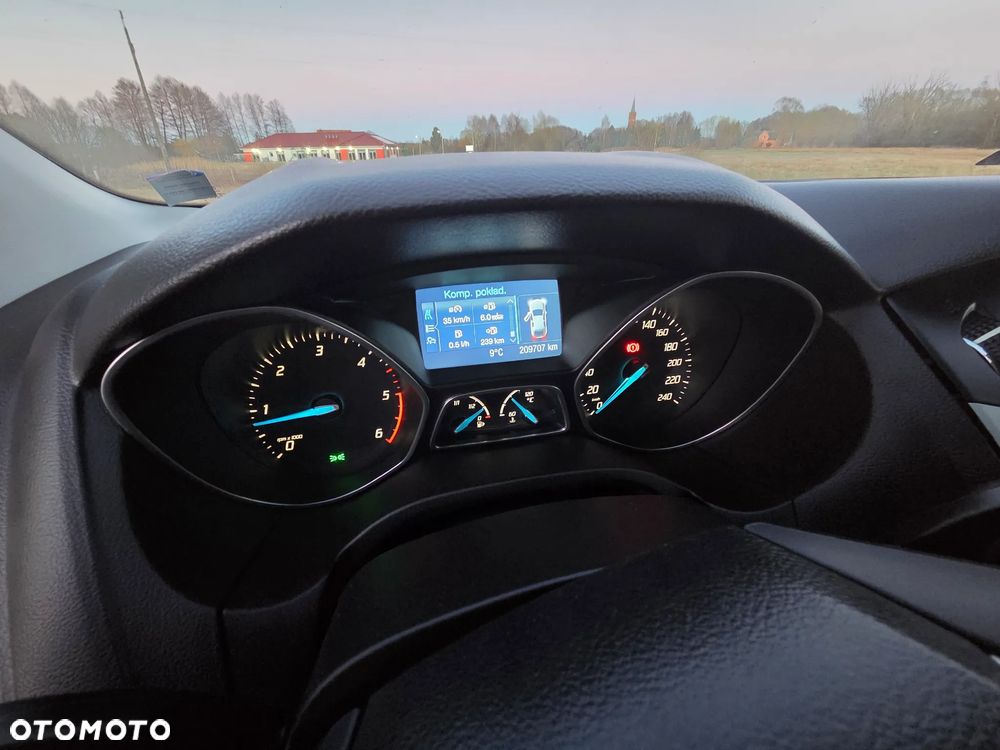 Ford Focus 1.6 TDCi DPF Champions Edition - 10