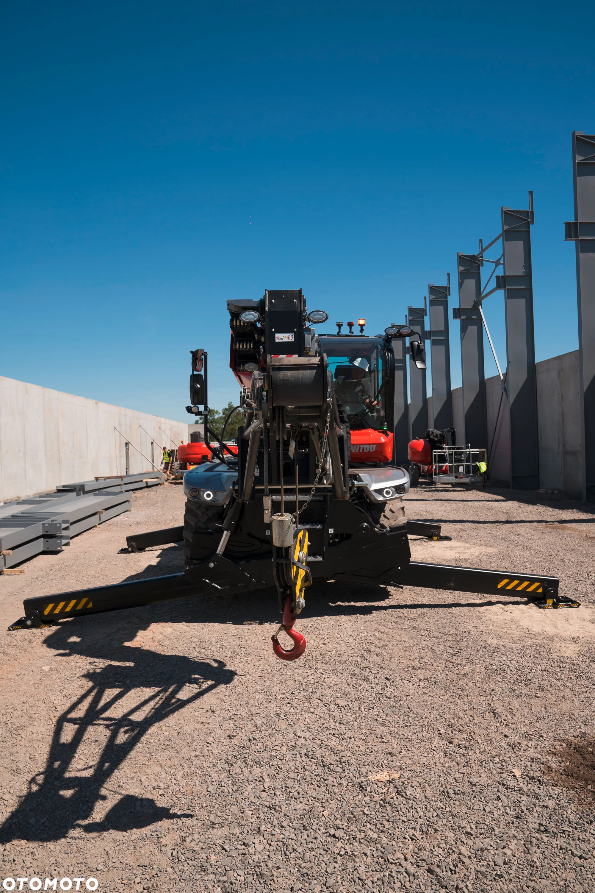 Manitou MRT 2260 360 e 700Y ST5 S1 VISION+ - 2