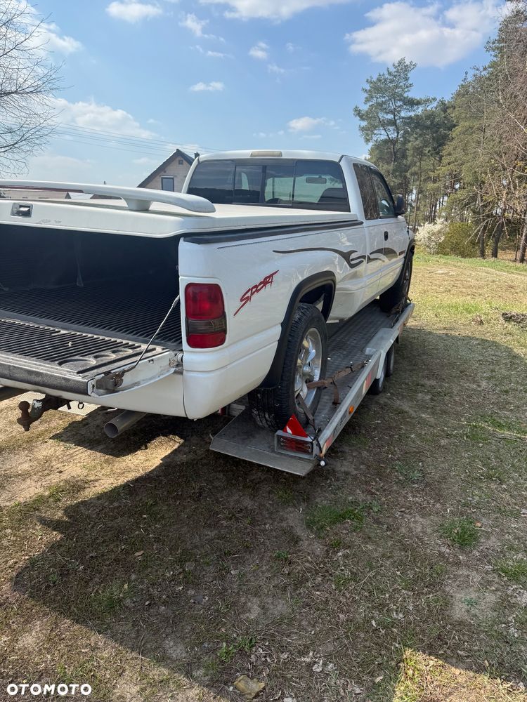 Dodge RAM - 6