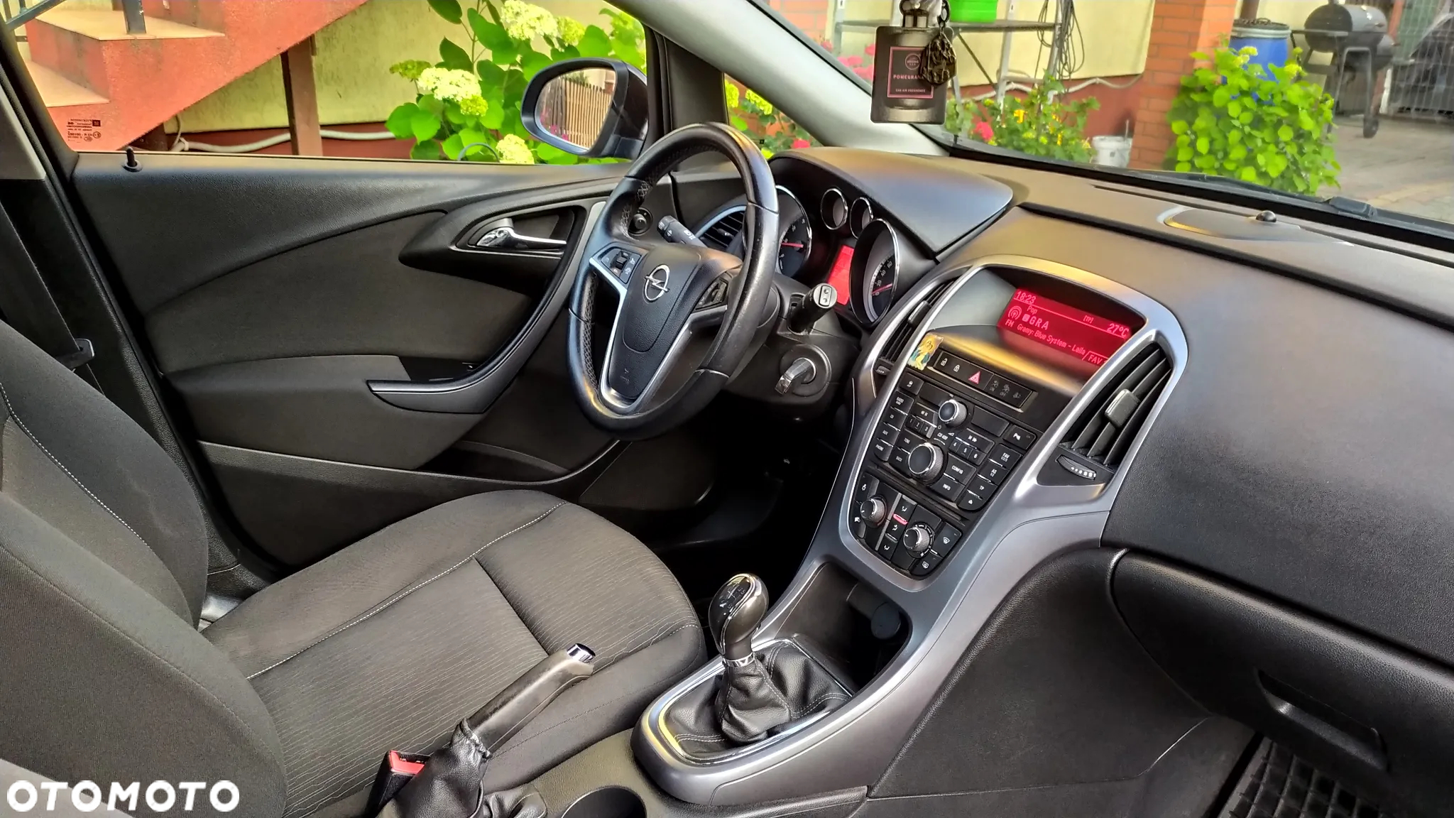 Opel Astra IV 1.4 T EU6 - 9