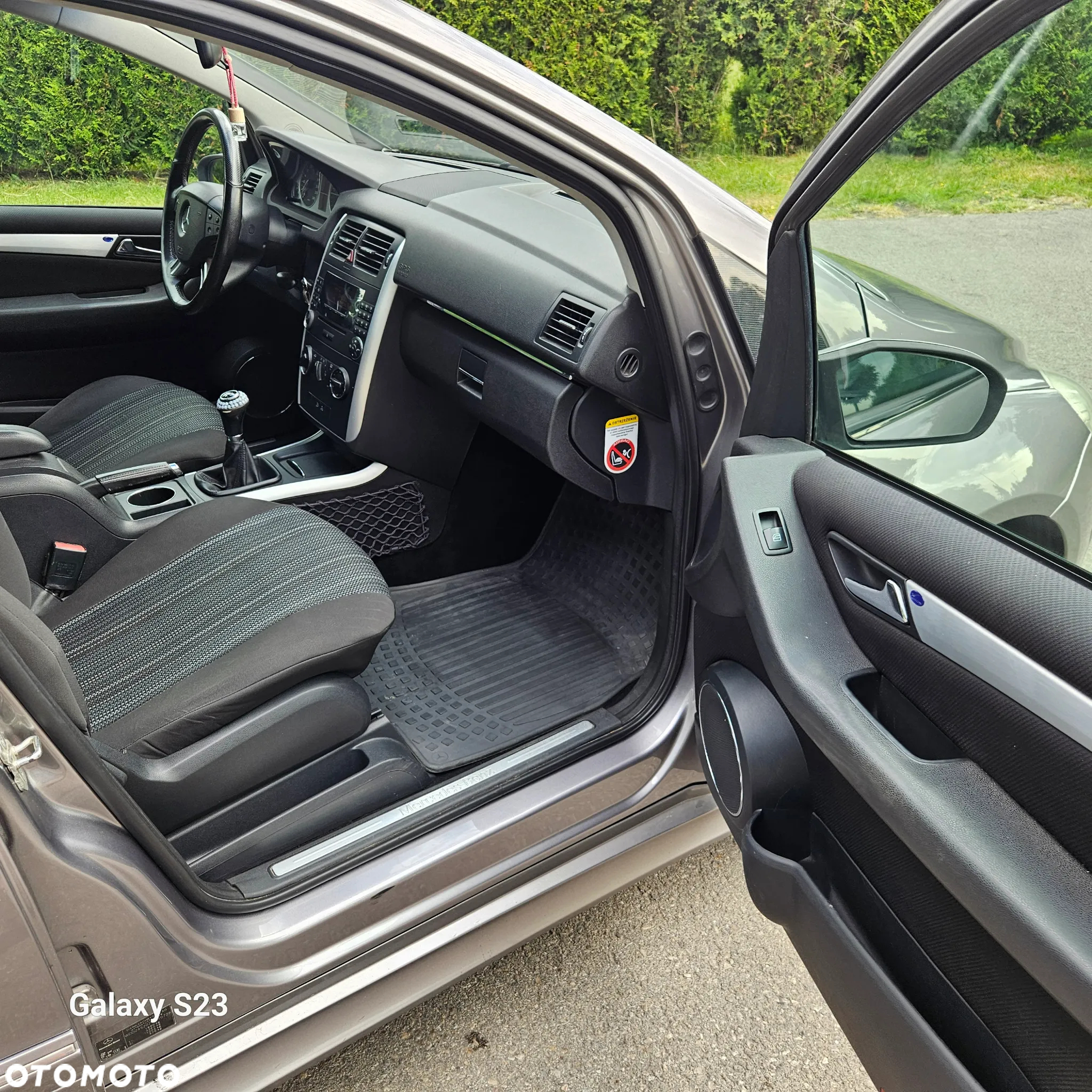Mercedes-Benz Klasa B 180 CDI - 21