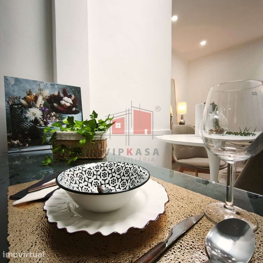 Apartamento T3 Remodelado em Benfica - Grande imagem: 3/27