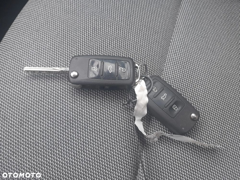 Skoda Fabia 1.2 HTP Elegance - 11