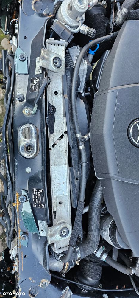 Mercedes-Benz Klasa G 350 BlueTEC 7G-TRONIC - 32