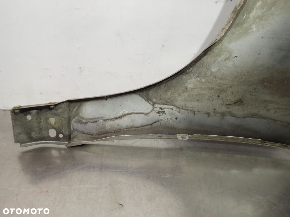 BŁOTNIK PRAWY PRZEDNI VOLVO S40 II - 8