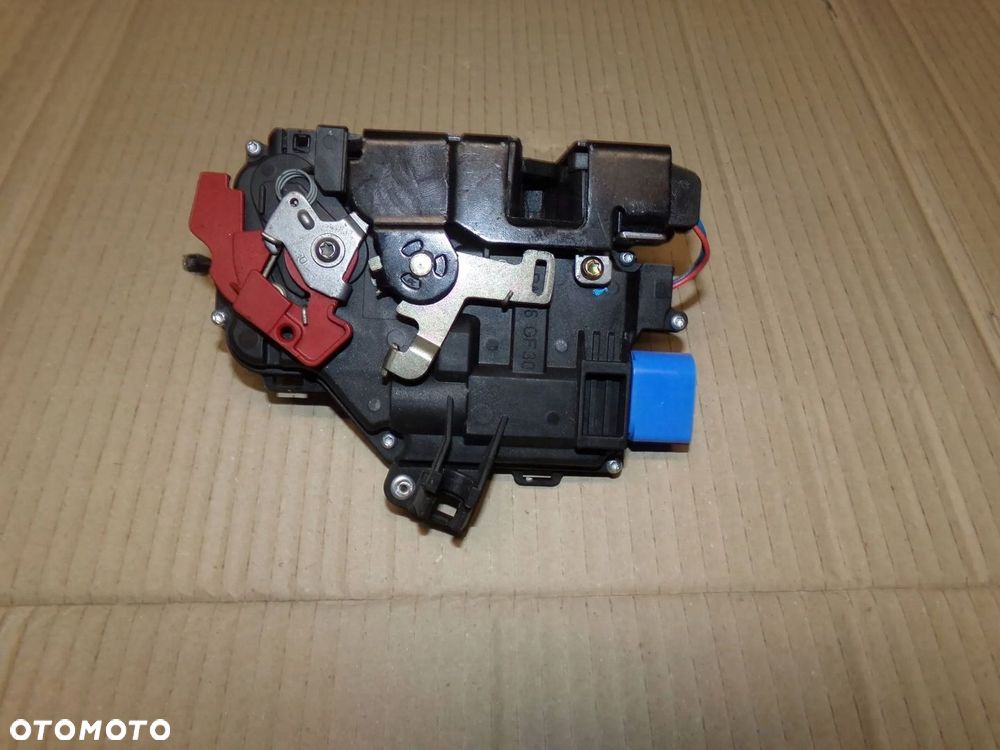 ZAMEK DRZWI PRAWY PRZÓD 9 PIN TOURAN GOLF V OCTAVIA II - 3