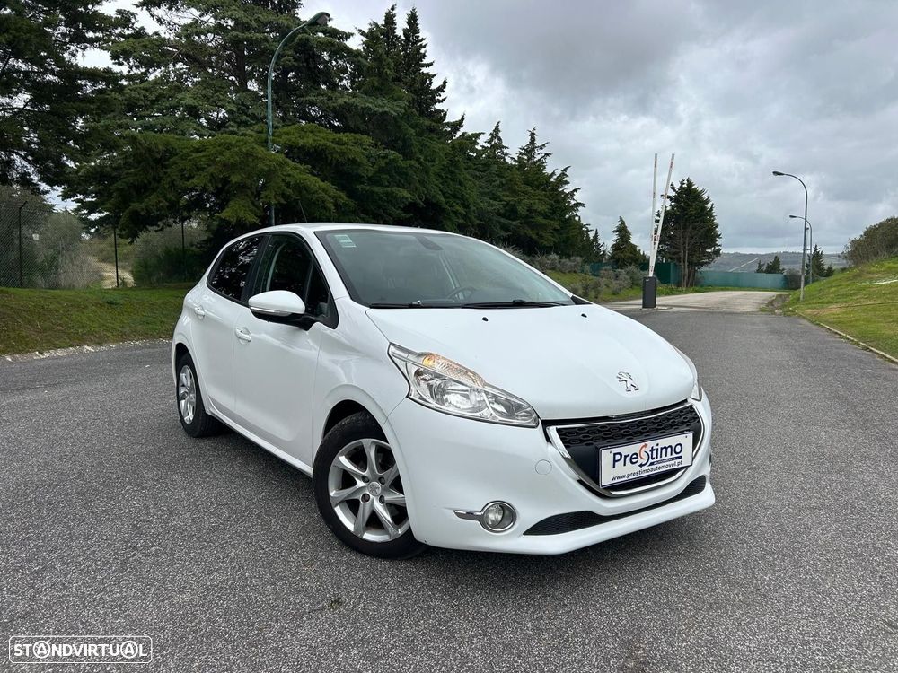 Peugeot 208 1.4 HDi Active - 2