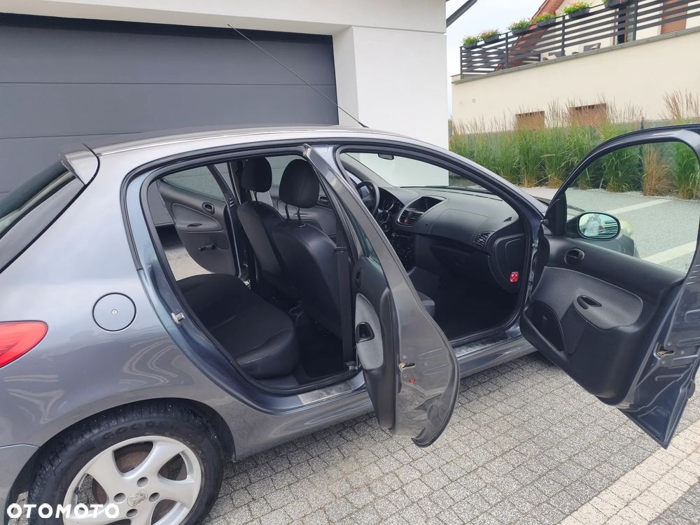 Peugeot 206 plus 1.1 Presence - 6