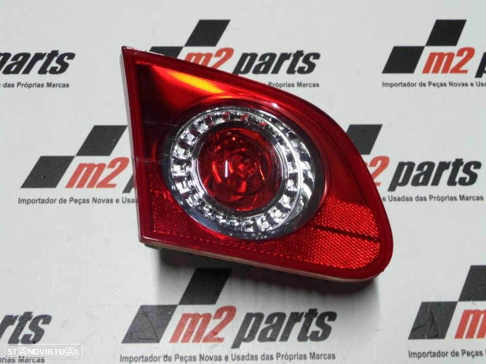 Farolim da mala Esquerdo Seminovo/ Original VW Passat 3C5945093E - 1