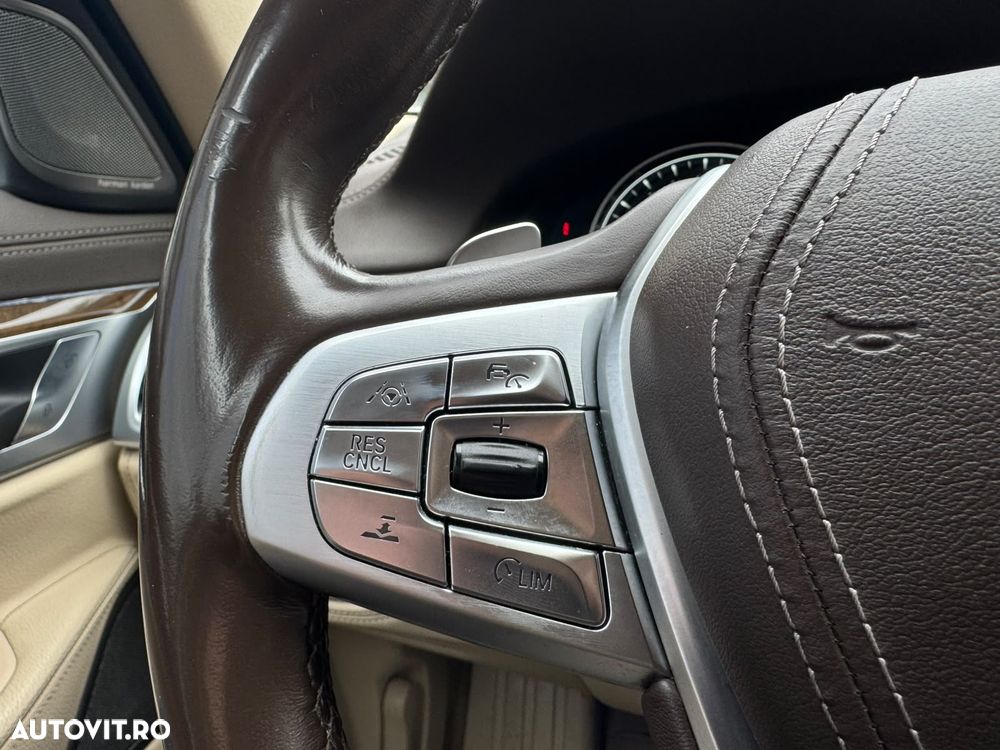 BMW Seria 7 740d xDrive - 30