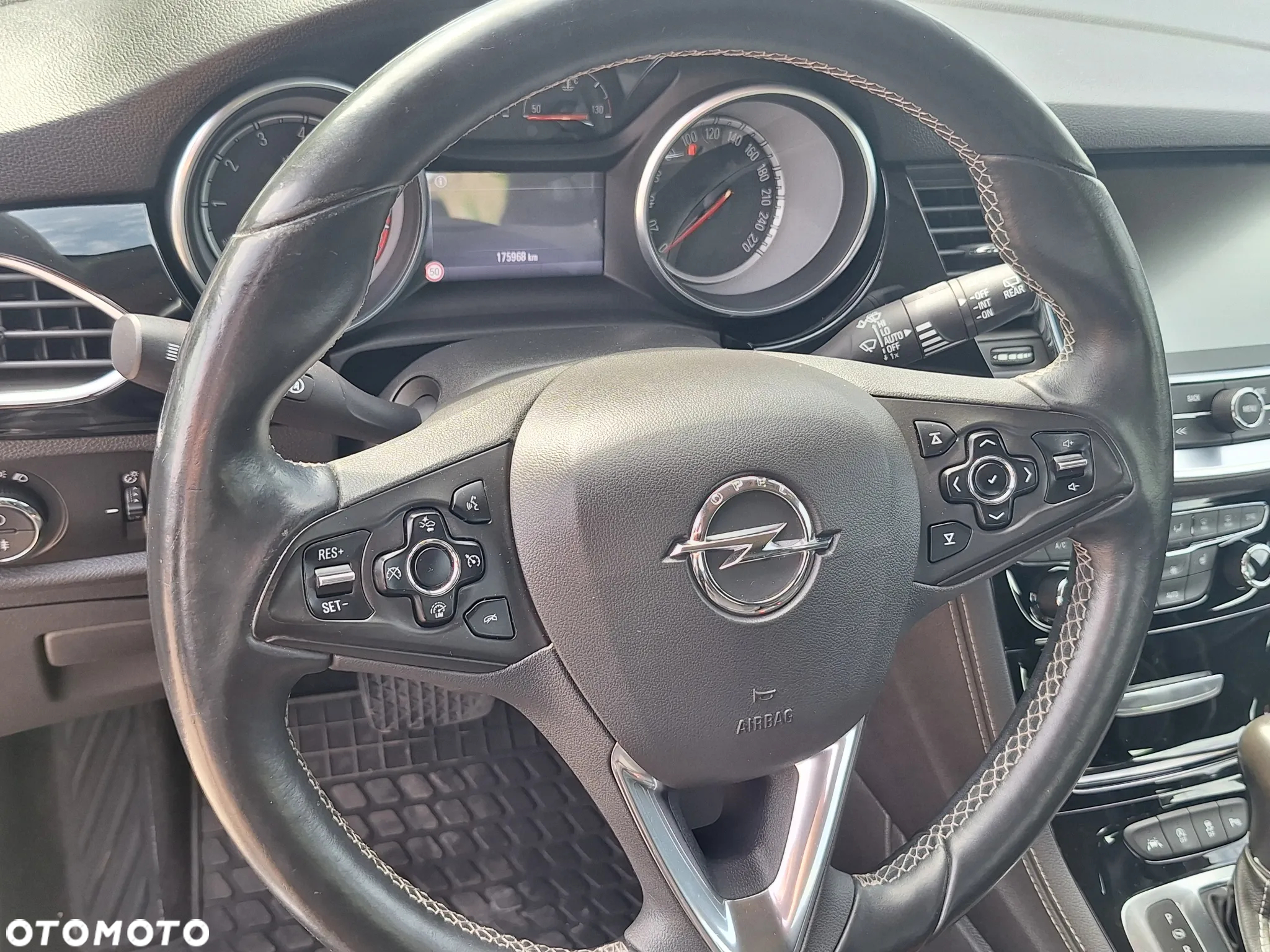 Opel Astra V 1.4 T Elite S&S - 13