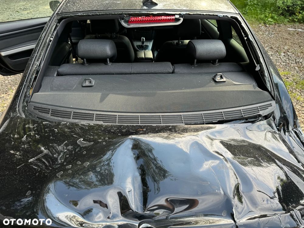 BMW Seria 3 335i M Sport Edition - 6