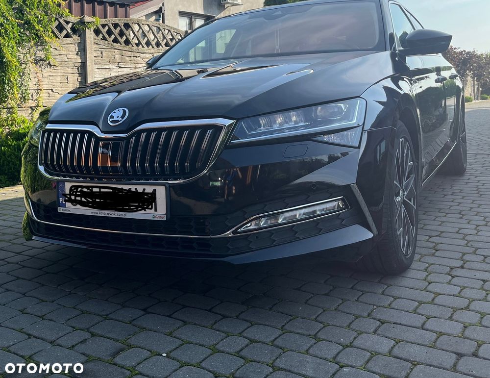 Skoda Superb 2.0 TDI SCR 4x4 L&K DSG - 2